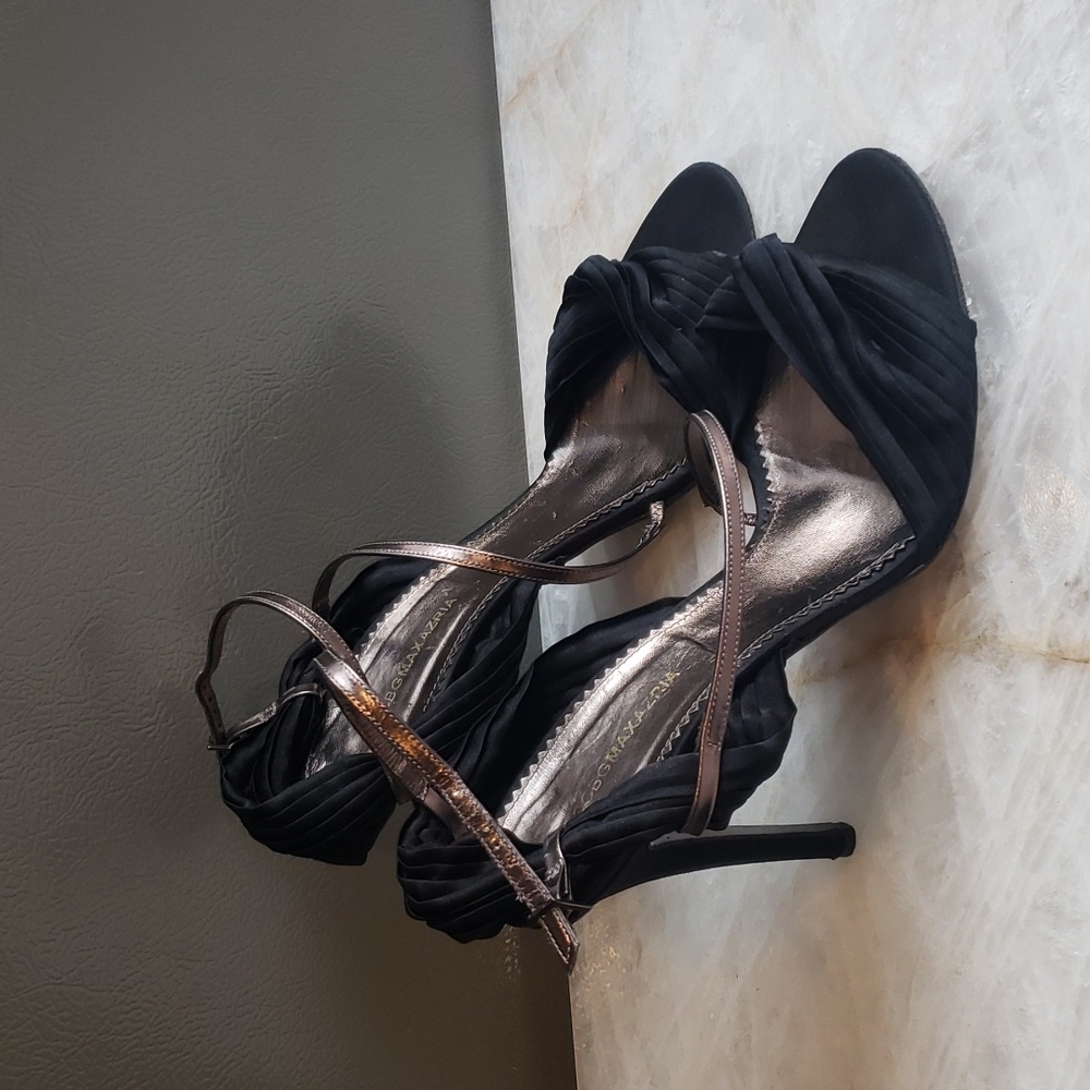 Bcbgmaxazria black sandal with high heels